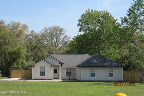 3031 Russell Rd, Green Cove Springs, FL 32043