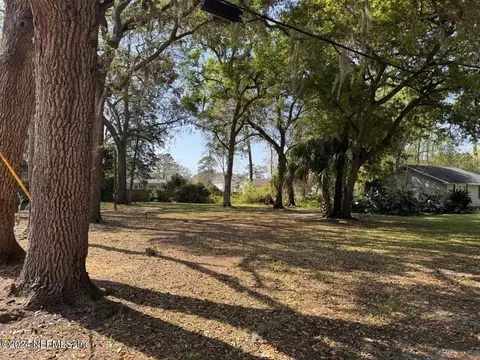 1438 Cashen Dr, Fernandina Beach, FL 32034