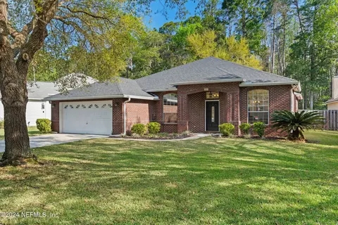 824 W Cumberland Ct, Saint Johns, FL 32259