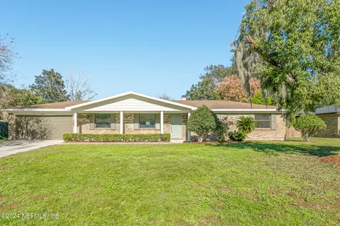 8515 Lake Marietta Dr S, Jacksonville, FL 32220