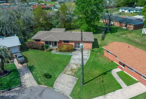 6997 Robert F Kennedy Cir, Jacksonville, FL 32209