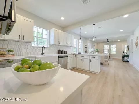 44 S Whitney St, Saint Augustine, FL 32084 photo 1