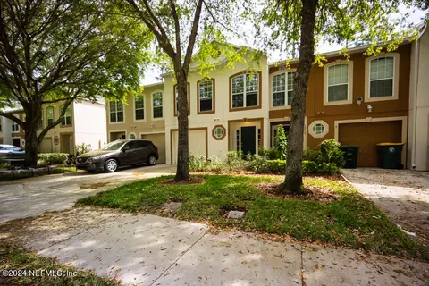 10535 Autumn Trace Rd, Jacksonville, FL 32257