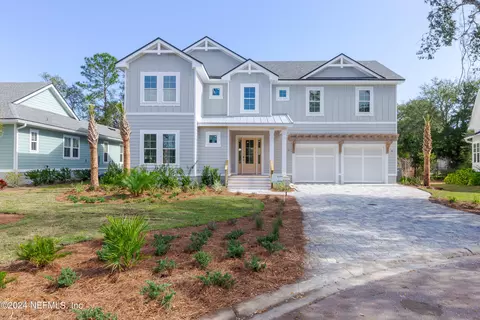 372 Ridgeway Rd, Saint Augustine, FL 32080