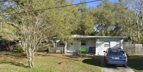 845 Floyd Cir, Orange Park, FL 32073