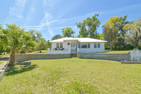 1709 Carr St, Palatka, FL 32177