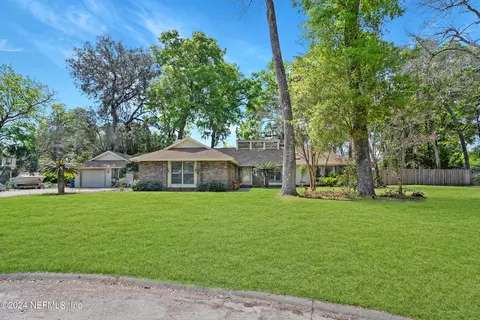 2214 Hunterwood Ct, Jacksonville, FL 32225