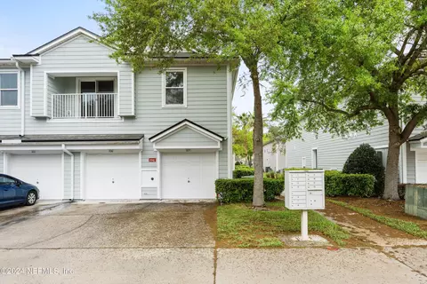 7062 Snowy Canyon Dr #105, Jacksonville, FL 32256