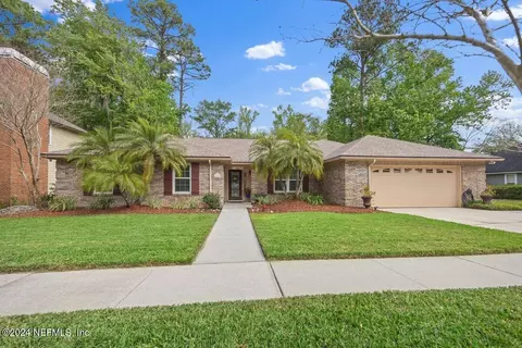 4243 Kincardine Dr, Jacksonville, FL 32257