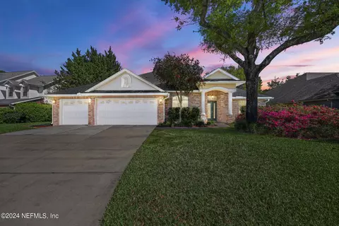2373 Windchime Dr, Jacksonville, FL 32224