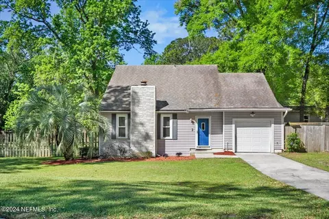12852 Julington Forest Dr W, Jacksonville, FL 32258