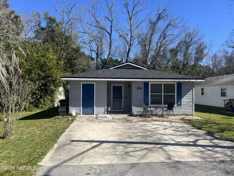 1221 Jasmine St, Atlantic Beach, FL 32233
