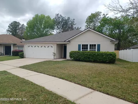 1886 Dartmouth Dr, Middleburg, FL 32068