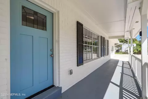 327 Neptune Rd, Orange Park, FL 32073
