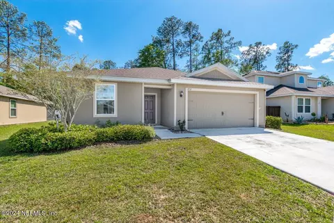 8537 Lake George Cir E, Macclenny, FL 32063