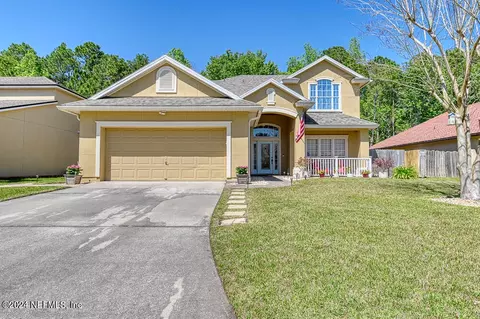 637 Tree Swallow Ct, Jacksonville, FL 32218