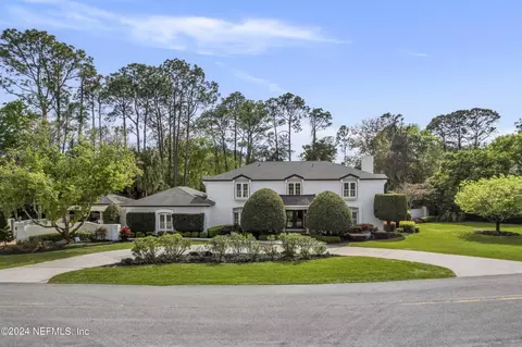 10110 Golf Club Dr, Jacksonville, FL 32256