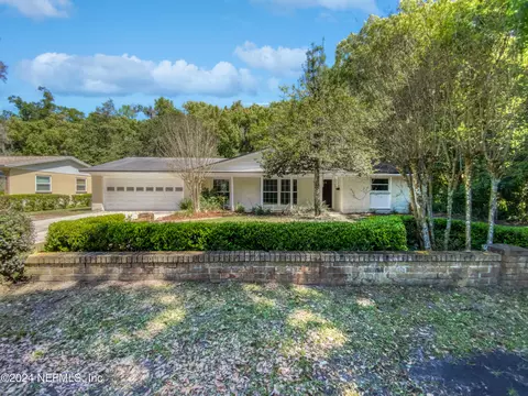 1835 Rankin Dr, Jacksonville, FL 32207