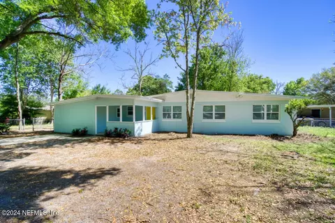 6890 Bambi Ln, Jacksonville, FL 32210