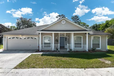 8666 Charlesgate Cir N, Jacksonville, FL 32244