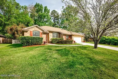 1733 Redwood Ln, Middleburg, FL 32068