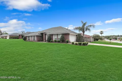 7886 Bristol Bay Ln E, Jacksonville, FL 32244