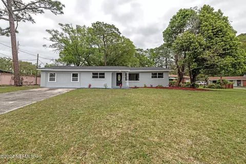 5349 Devron Dr, Jacksonville, FL 32209