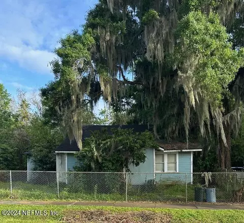 7024 Civic Club Dr, Jacksonville, FL 32219