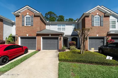 13351 Stone Pond Dr, Jacksonville, FL 32224