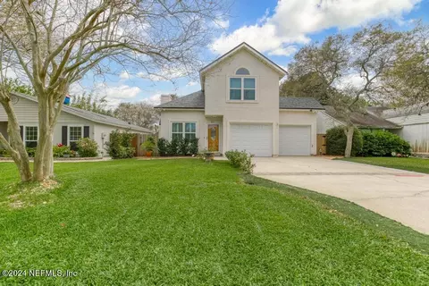 612 13th Ave S, Jacksonville Beach, FL 32250