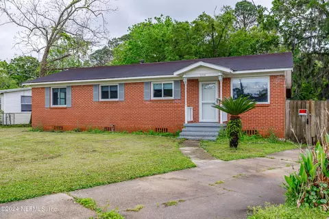 5394 Poppy Dr, Jacksonville, FL 32205