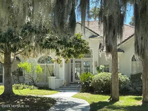 121 Middleton Pl, Ponte Vedra Beach, FL 32082