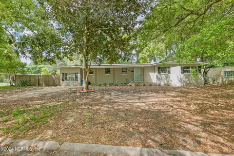 5705 Oliver St, Jacksonville, FL 32211