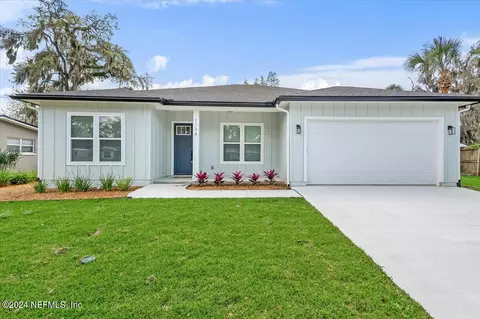 1136 Sebago Ave S, Atlantic Beach, FL 32233