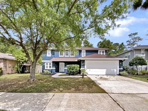 1315 Dunns Lake Dr, Jacksonville, FL 32218