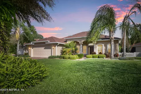 31 Arena Lake Dr, Palm Coast, FL 32137