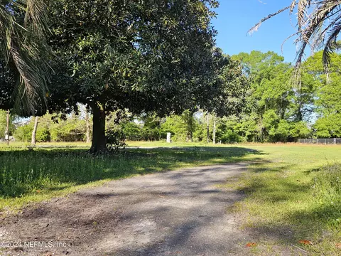 11548 SW 59 Ave, Hampton, FL 32044