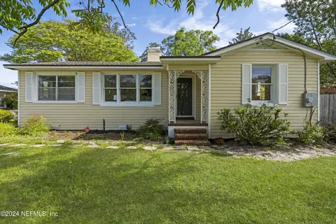 1647 Geraldine Dr, Jacksonville, FL 32205