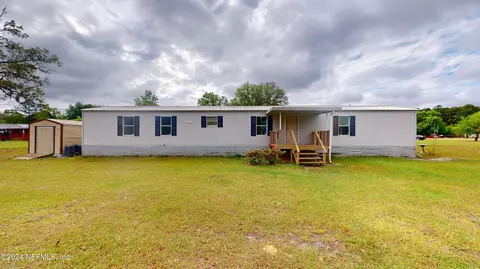 1439 Blue Jay Dr, Middleburg, FL 32068