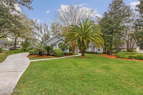 1898 Quaker Ridge Dr, Green Cove Springs, FL 32043