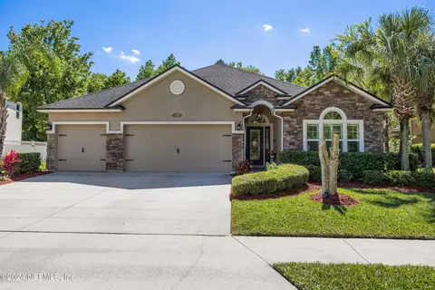 761 W Kings College Dr, Saint Johns, FL 32259