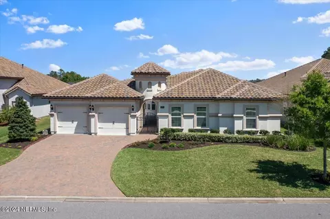 2913 Pescara Dr, Jacksonville, FL 32246