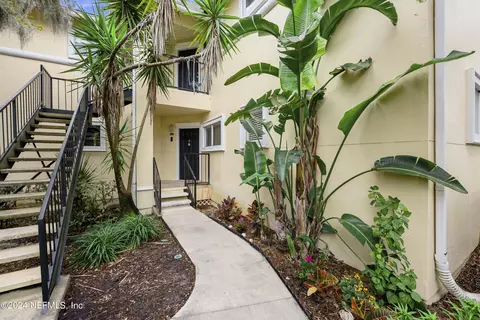 1800 The Greens Way #1811, Jacksonville Beach, FL 32250
