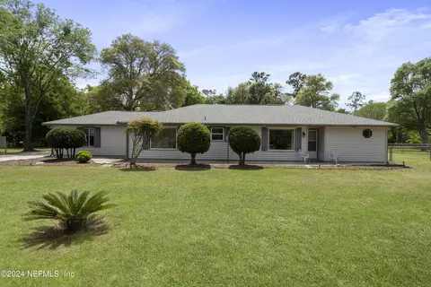 4533 Junction Dr, Middleburg, FL 32068