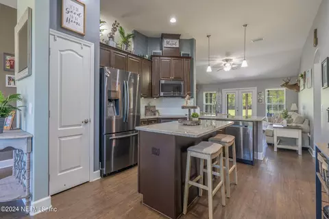 54051 Corley Dr, Callahan, FL 32011