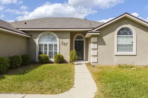8927 Arbor Breeze Ln, Jacksonville, FL 32222