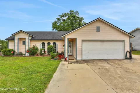 7551 Dover Cliff Dr N, Jacksonville, FL 32244