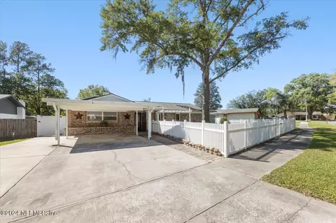 1496 Bloomingdale Rd, Jacksonville, FL 32221