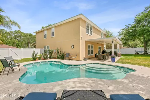 1347 N Kyle Way, Saint Johns, FL 32259