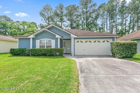 3696 Cameron Crossing Dr, Jacksonville, FL 32223